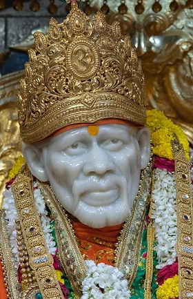 Sai Baba idol at Shirdi Samadhi Mandir